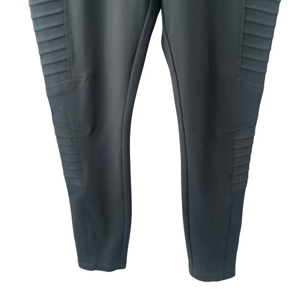 Athleta Delancey Motto Tight Leggings Grey Small Petite Workout Running Pilates - Picture 4 of 8